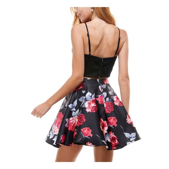 CITY STUDIO Womens Spaghetti Strap Square Neck Mini Party Fit + Flare Crop Top - Picture 2 of 4